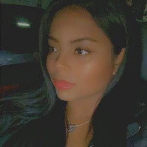 Meet your Posher, Christalee